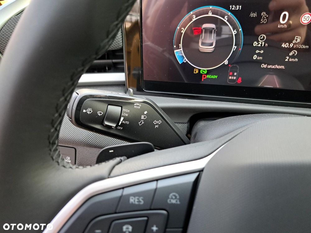 Volkswagen T-Roc 1.5 eTSI Life DSG - 22