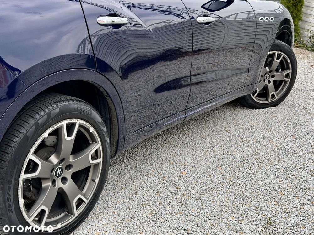 Maserati Levante S Q4 - 32