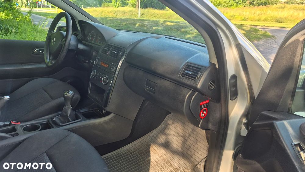 Mercedes-Benz Klasa A 150 Elegance - 8