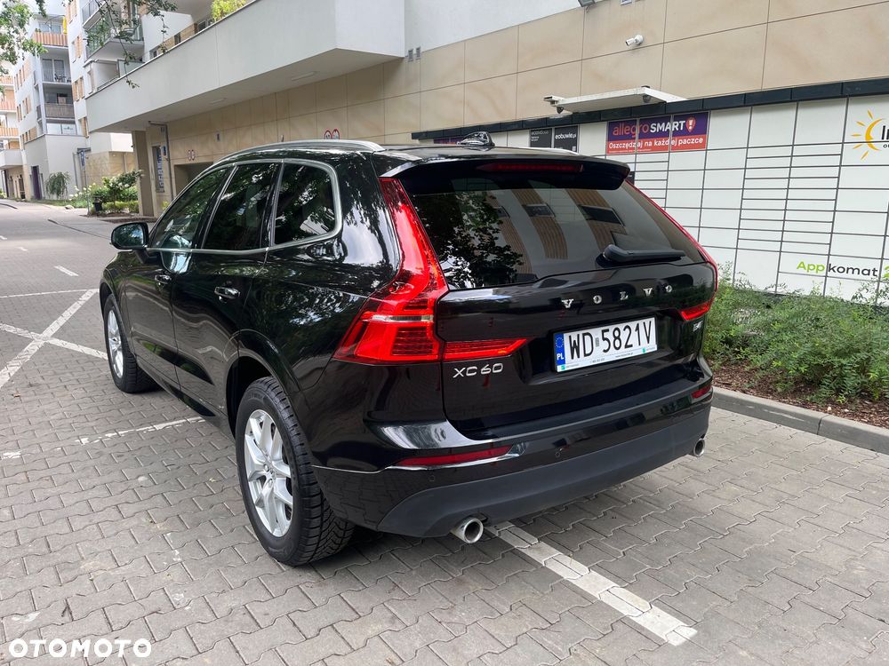 Volvo XC 60 B4 D AWD Momentum Pro - 4