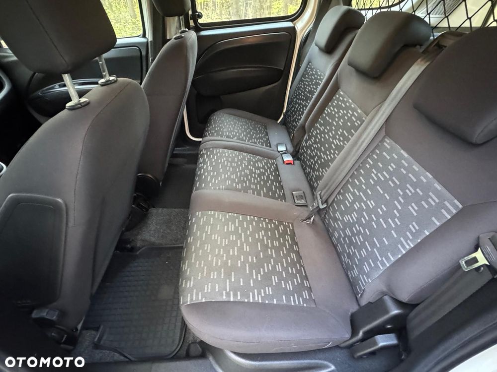 Opel Combo 1.6 CDTI Enjoy - 18