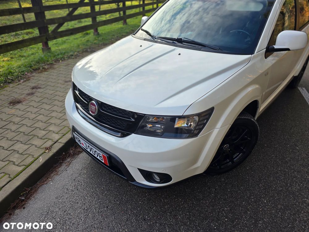Fiat Freemont 2.0 Multijet 16V DPF Automatik Allrad Black Code - 36