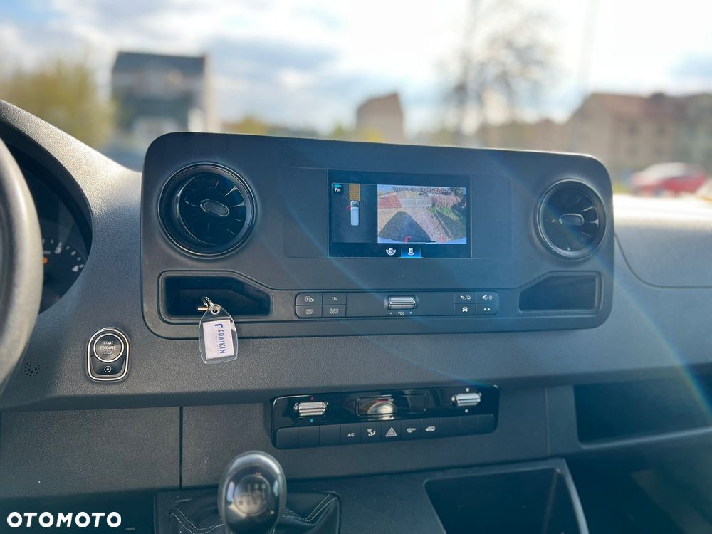 Mercedes-Benz Sprinter MAXI - 12