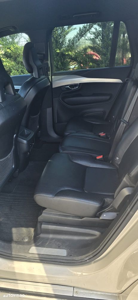 Volvo XC 90 - 5