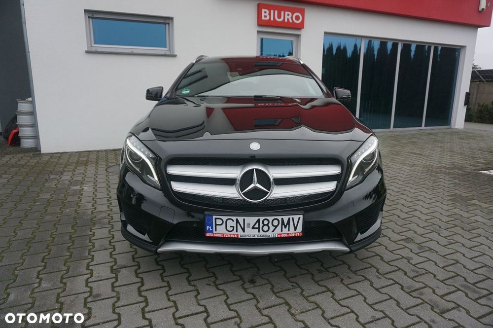 Mercedes-Benz GLA 200 7G-DCT AMG Line - 22