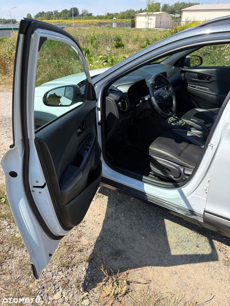 Hyundai Kona 1.6 T-GDI Comfort 4WD DCT - 11