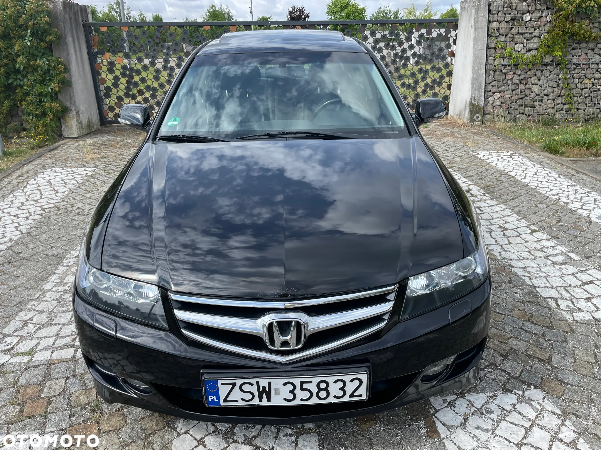 Honda Accord 2.0 Executive - 8