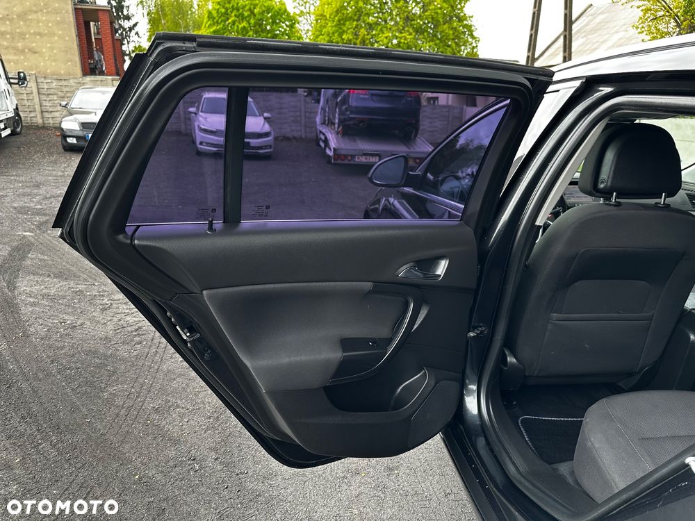Opel Insignia 1.8 Cosmo - 17
