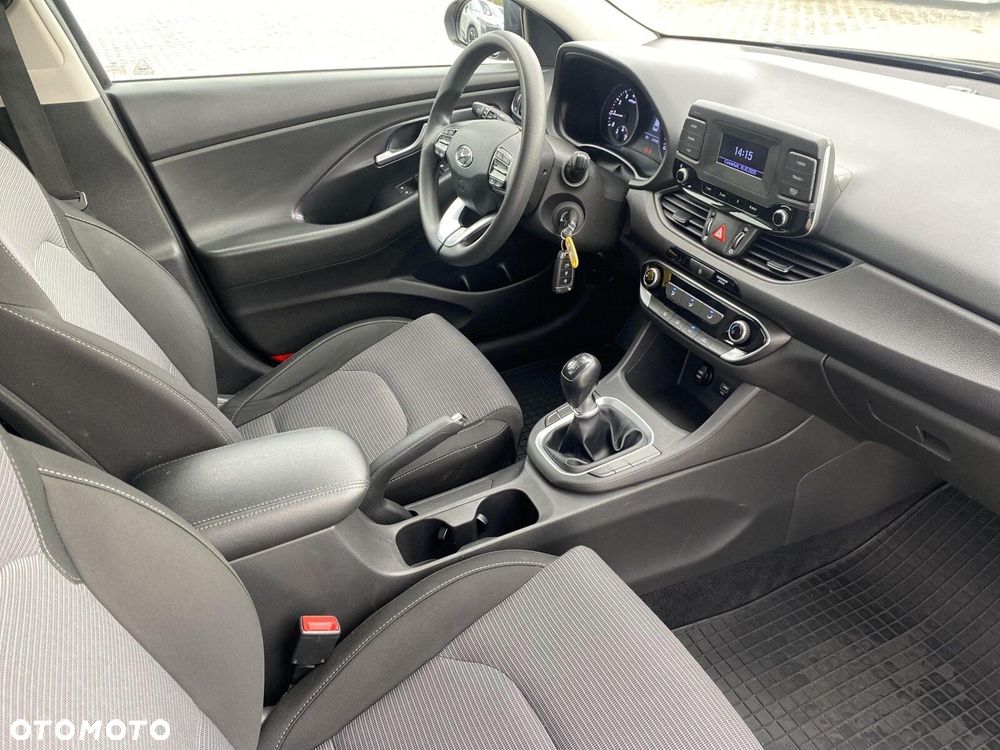 Hyundai i30 - 22