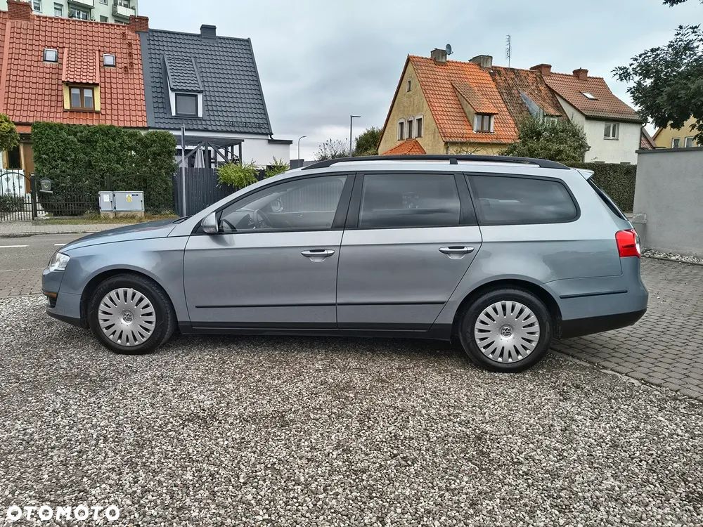 Volkswagen Passat 2.0 TDI DPF Comfortline - 4