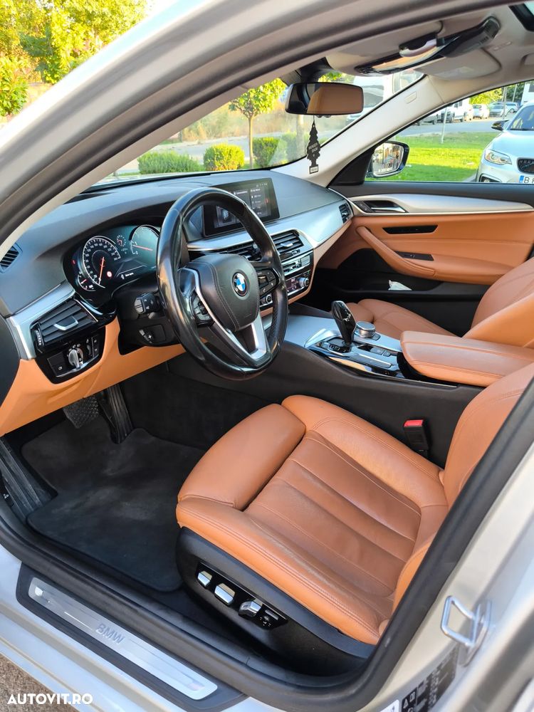 BMW Seria 5 530i xDrive AT - 8