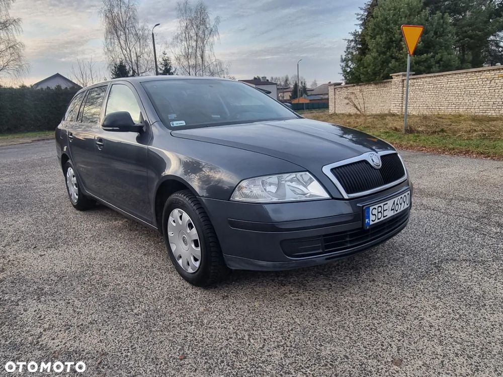 Skoda Octavia 1.6 Ambiente EU5 - 2