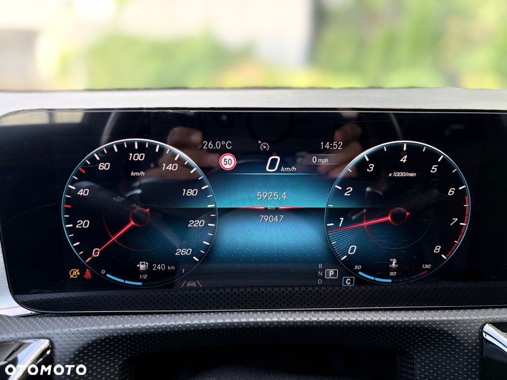 Mercedes-Benz CLA 200 AMG Line 7G-DCT - 18