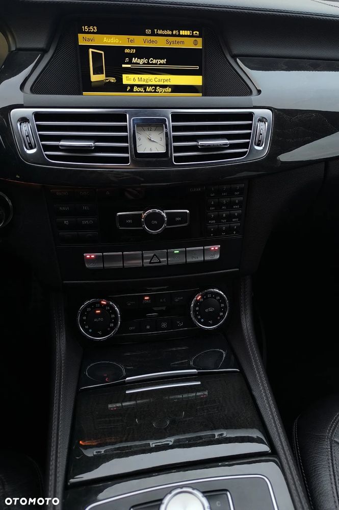 Mercedes-Benz CLS - 23