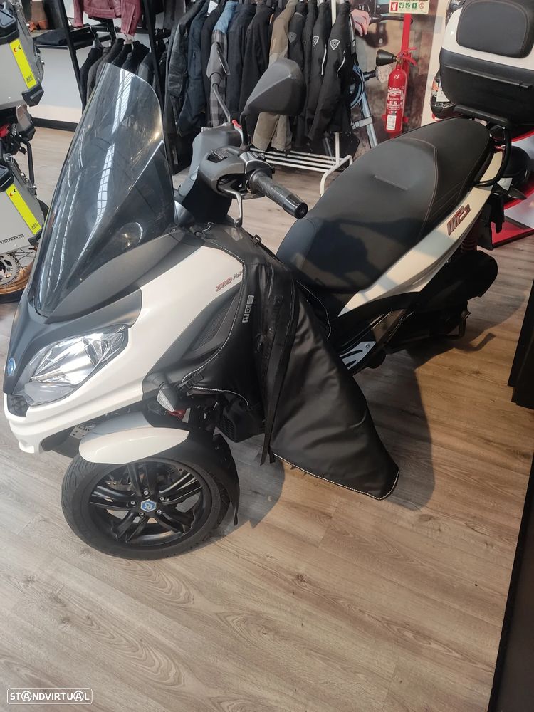 Piaggio MP3 300 - 3