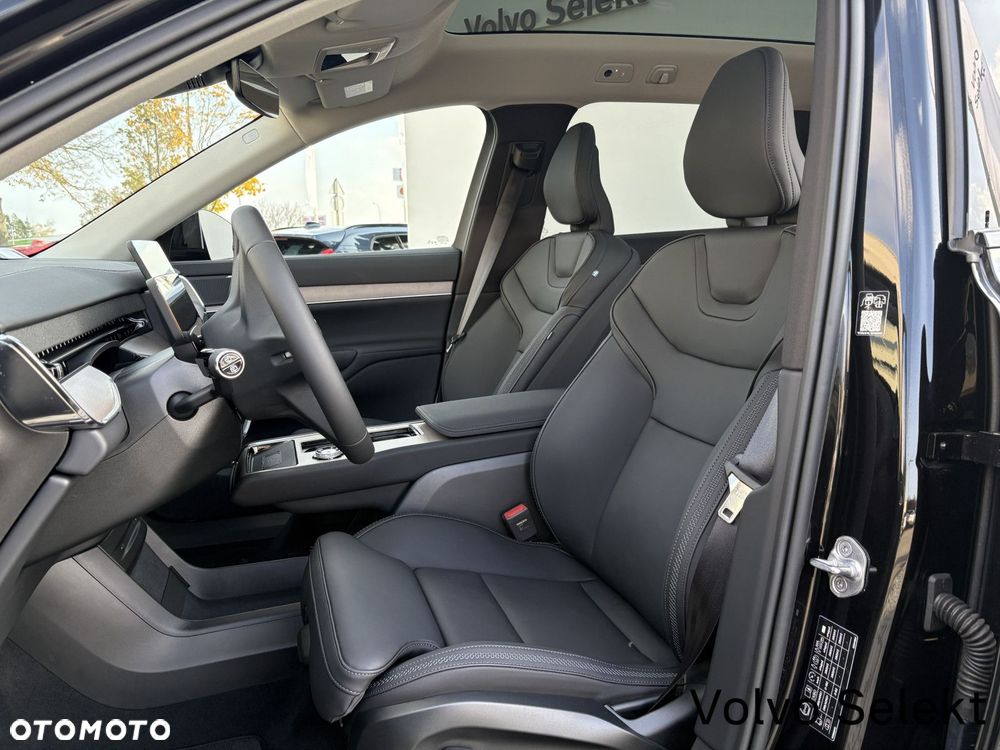 Volvo EX90 - 9