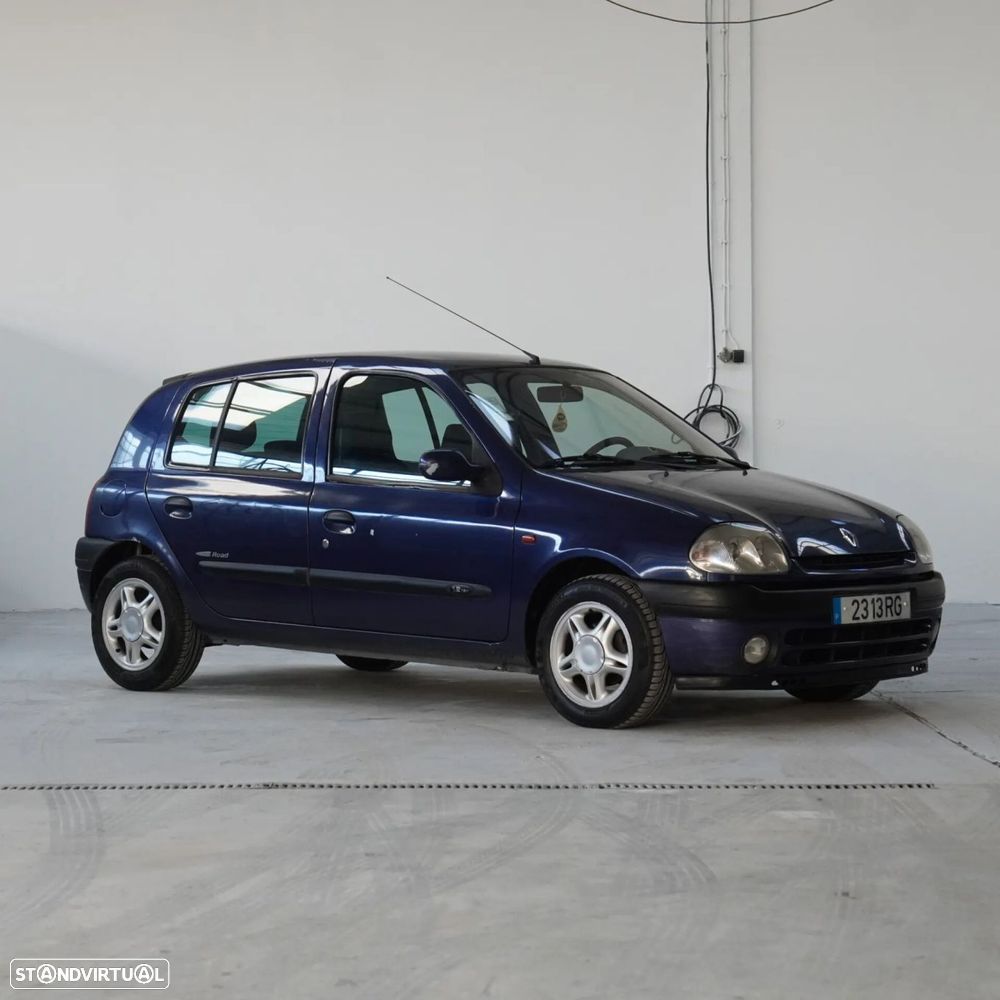 Renault Clio - 1