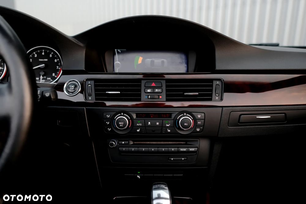BMW Seria 3 - 33
