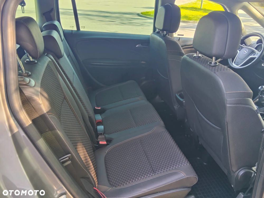 Opel Zafira - 7