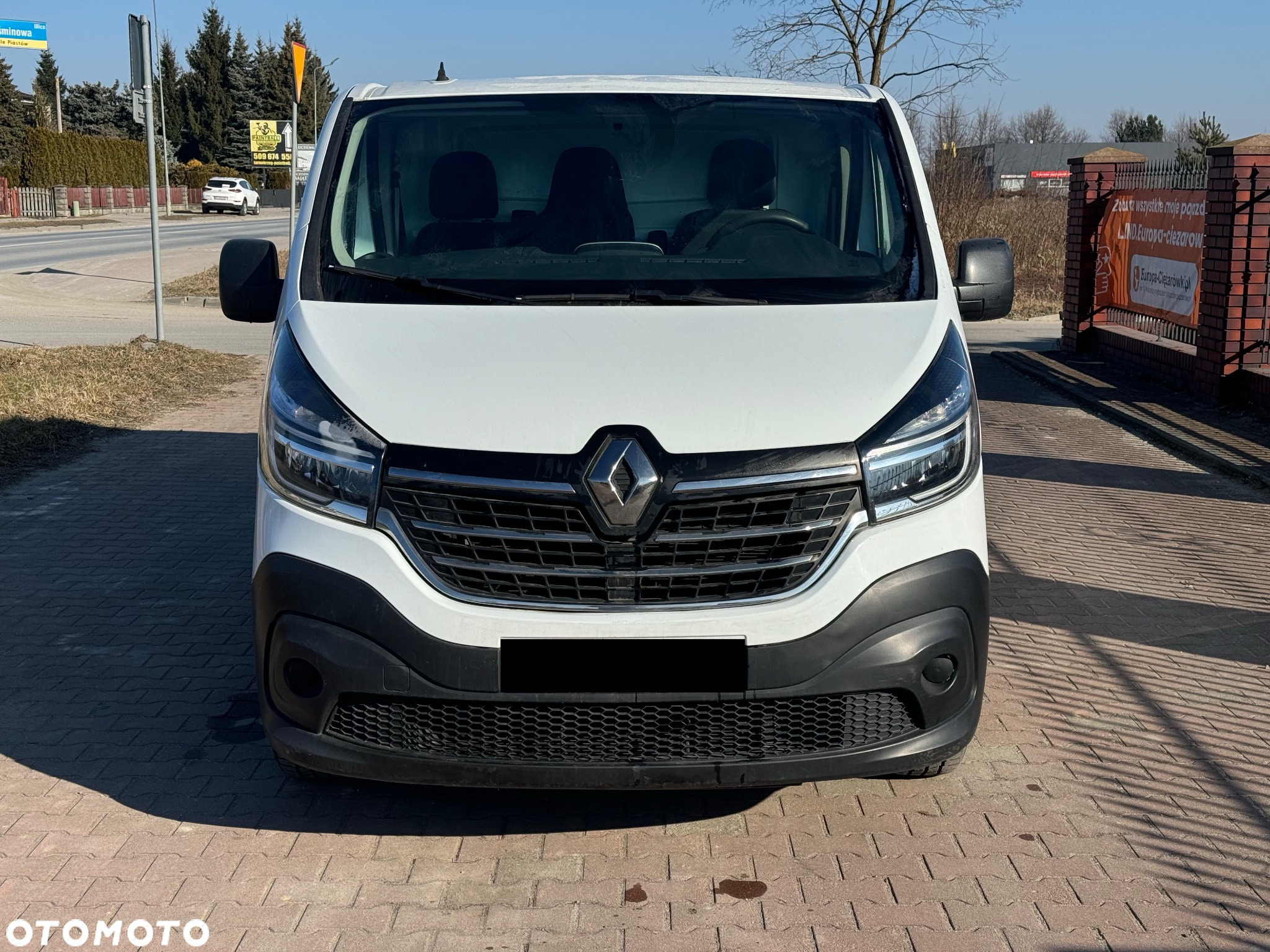 Renault Trafic - 2