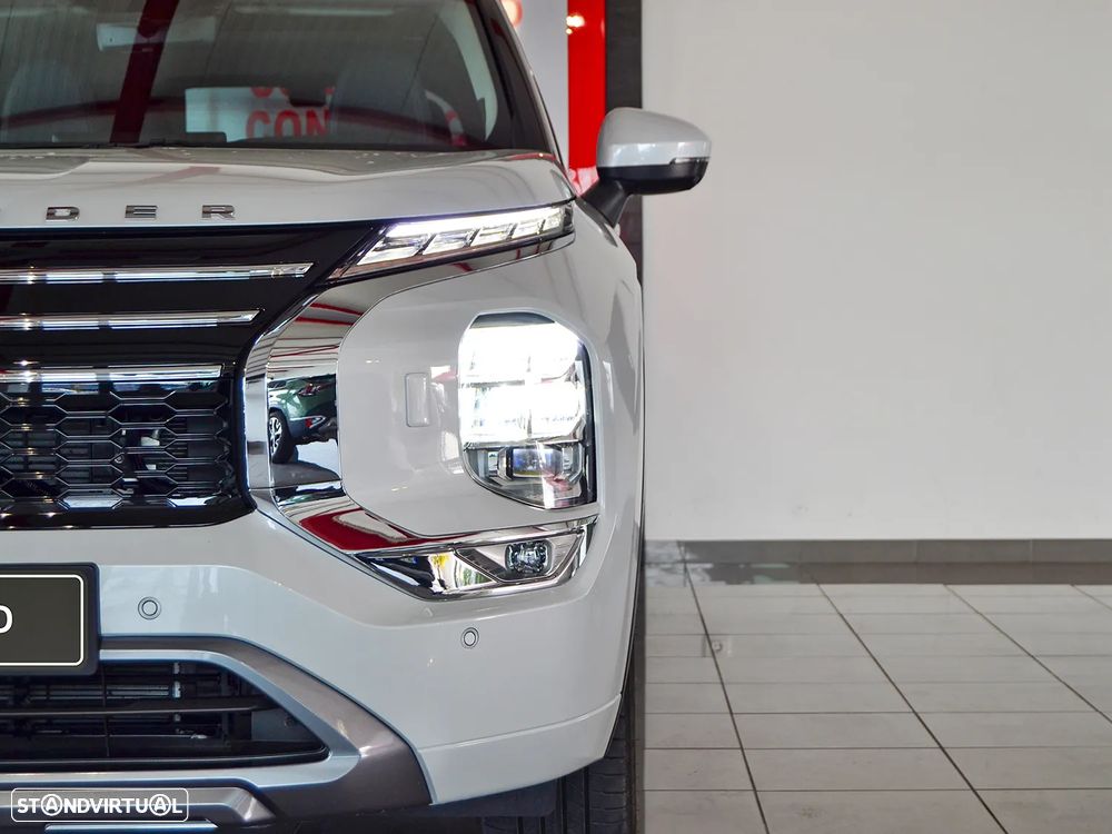 Mitsubishi Outlander 2.4 PHEV Instyle - 4