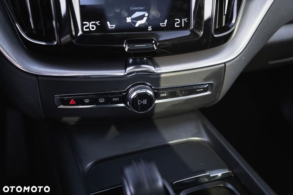 Volvo XC 60 - 20