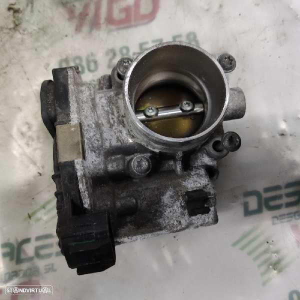 CORPO DE BORBOLETAS OPEL CORSA D - 1