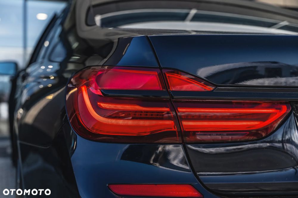 BMW Seria 7 740d xDrive sport - 21