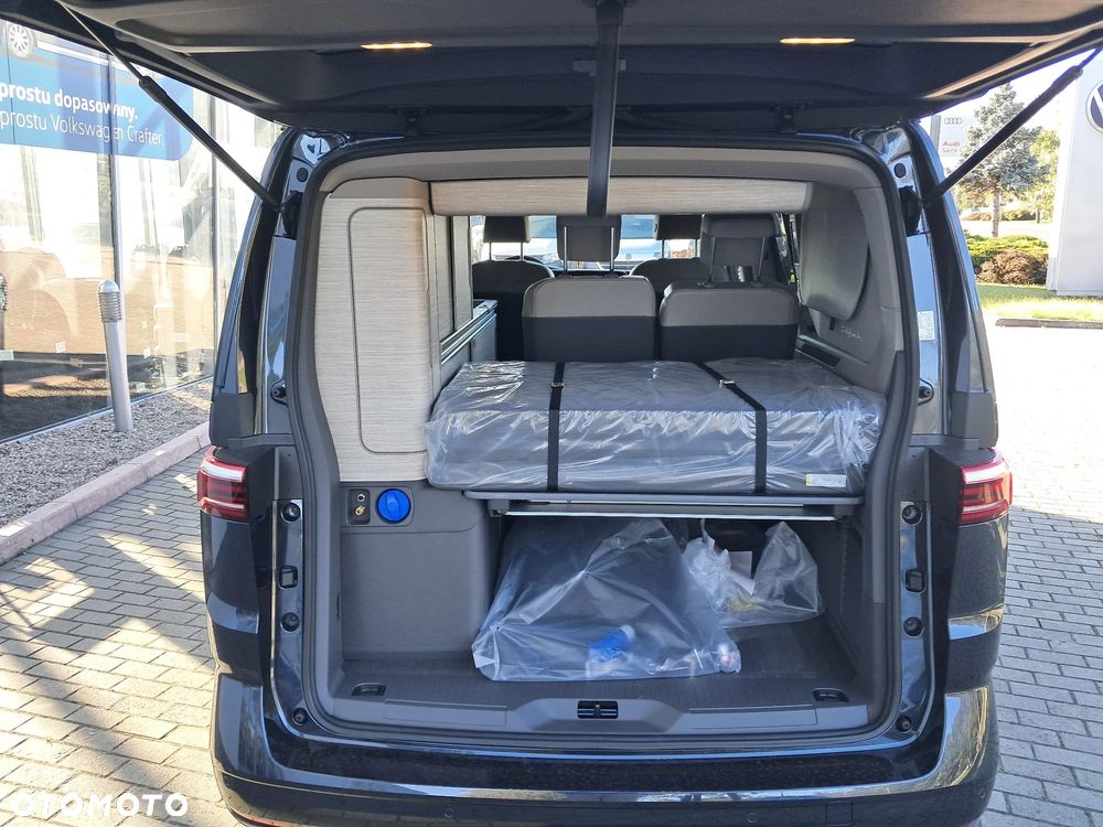 Volkswagen Multivan - 17