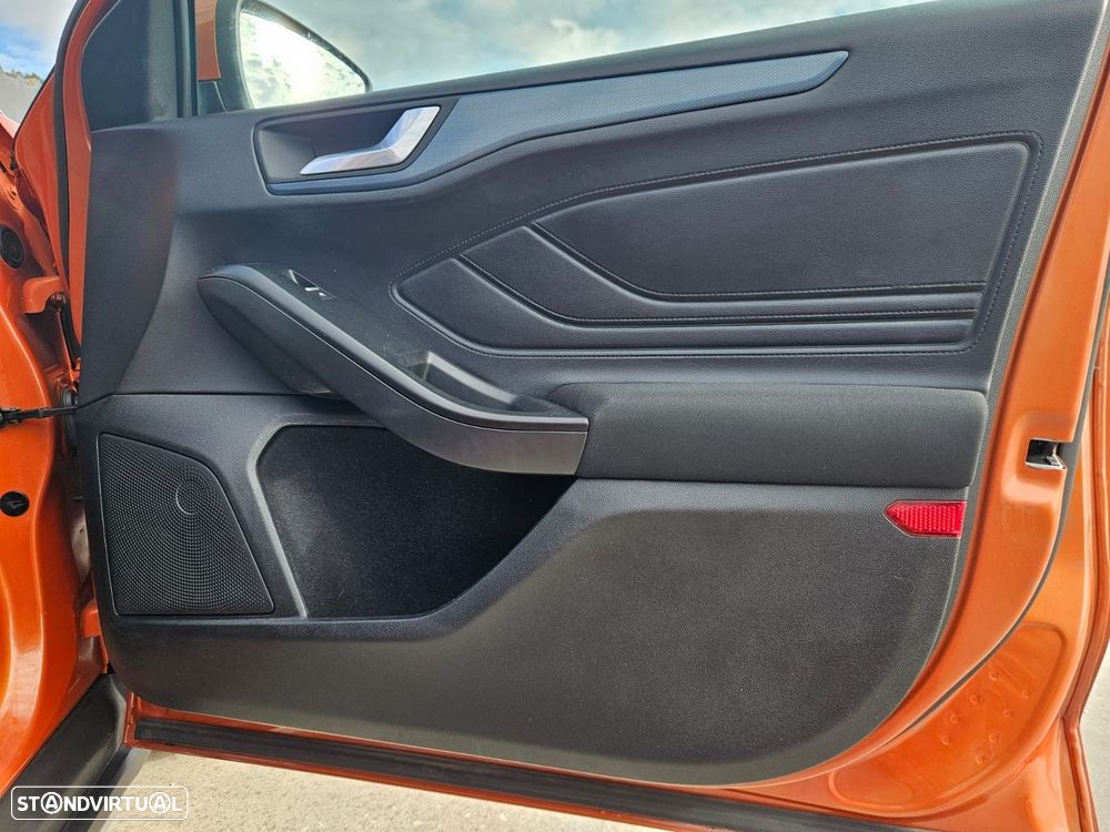 Ford Focus 1.0 EcoBoost Active Aut. - 48