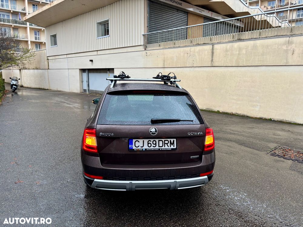 Skoda Octavia Combi Diesel 2.0 TDI 4X4 DSG Scout - 4