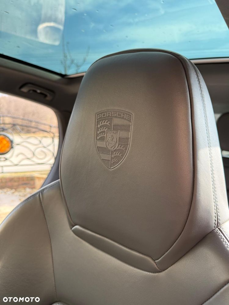 Porsche Cayenne Standard - 9