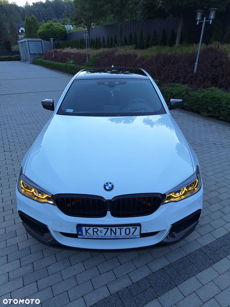 BMW Seria 5 530i xDrive Sport Line sport - 13