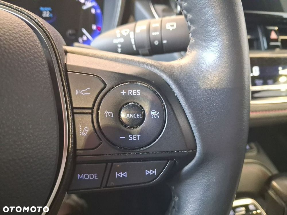 Toyota Corolla - 22
