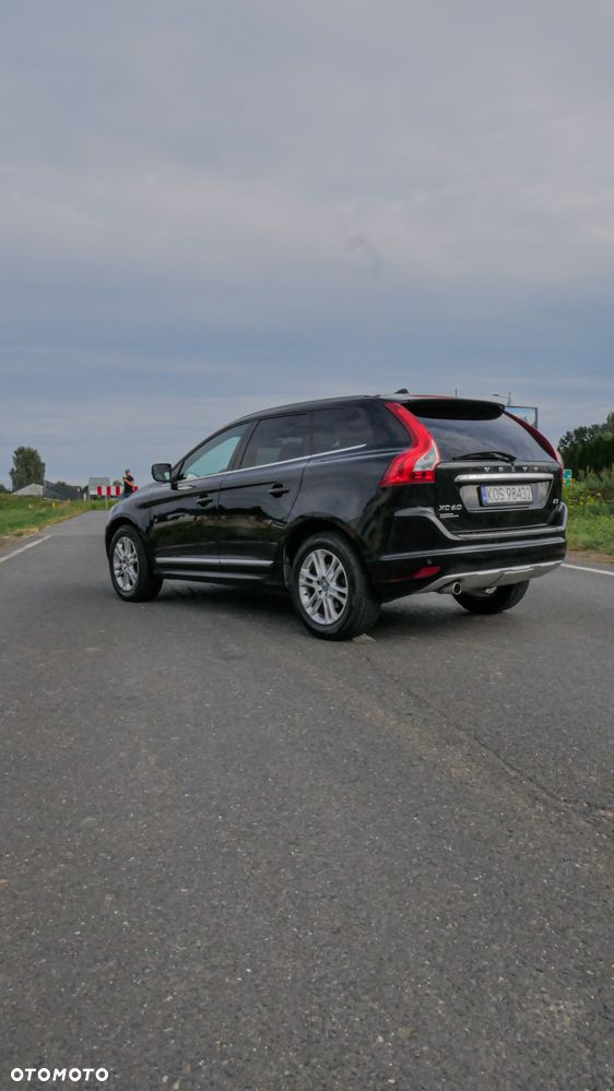 Volvo XC 60 D3 Momentum - 6