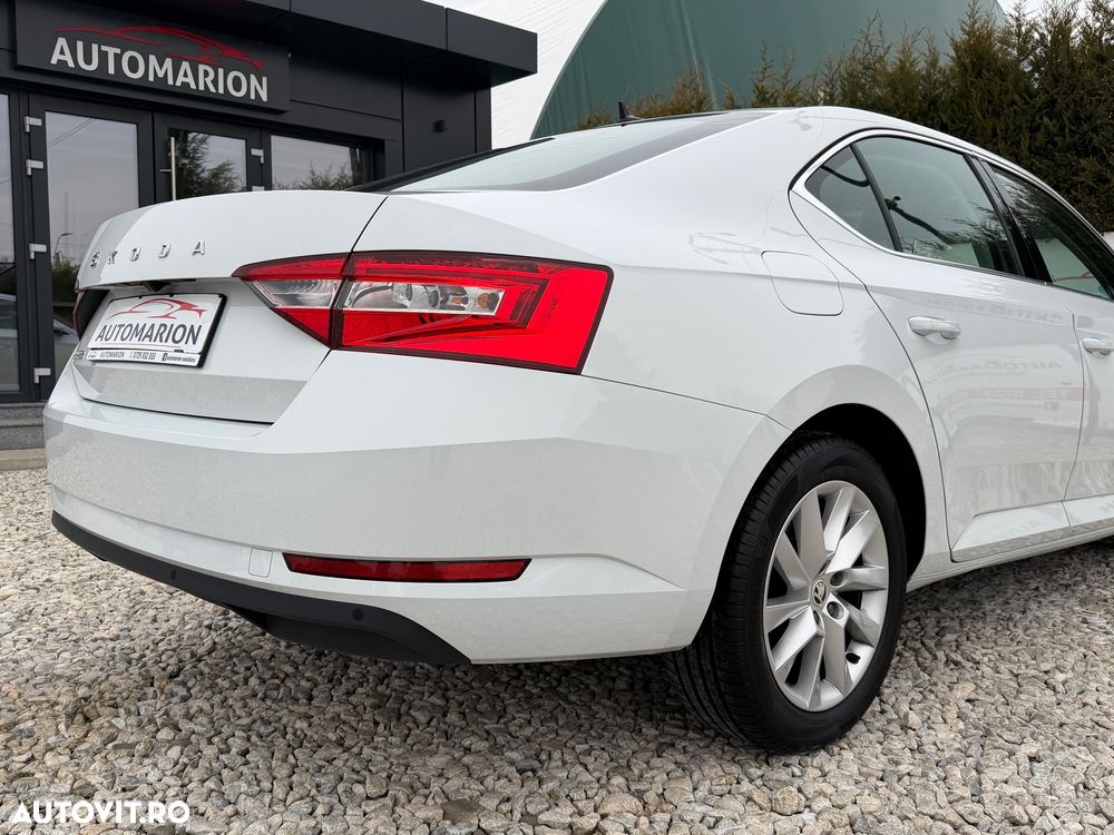 Skoda Superb 2.0 TDI DSG Essence - 16