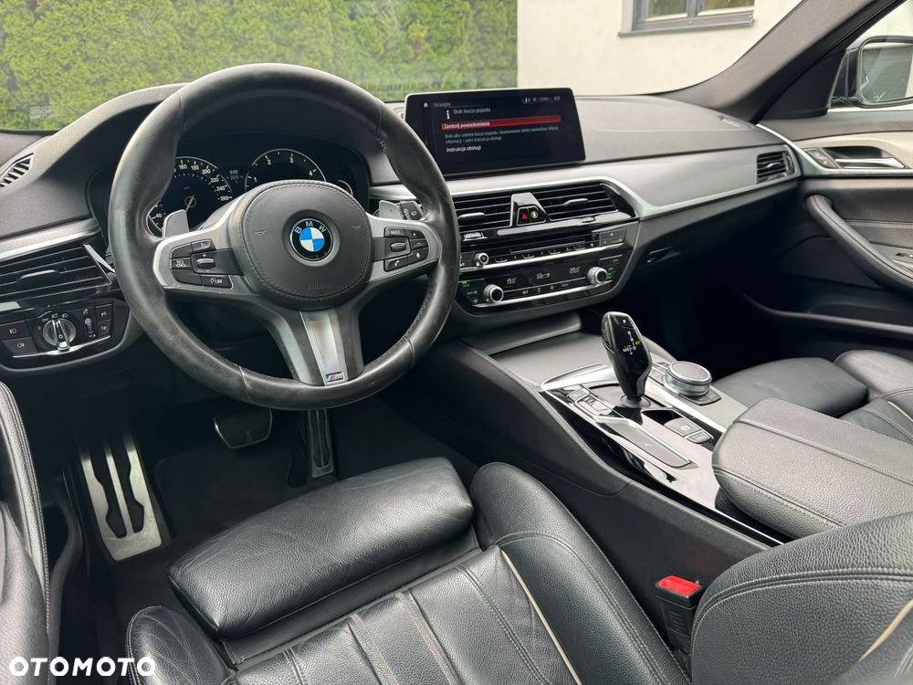 BMW Seria 5 520d M Sport Edition - 28