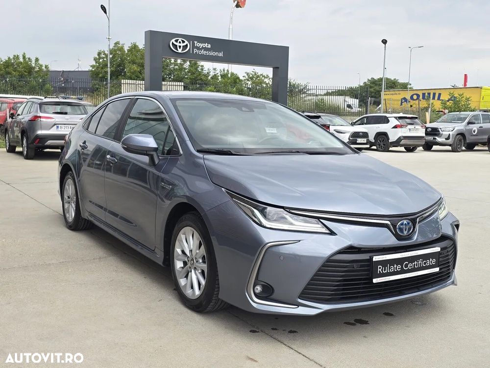Toyota Corolla - 4