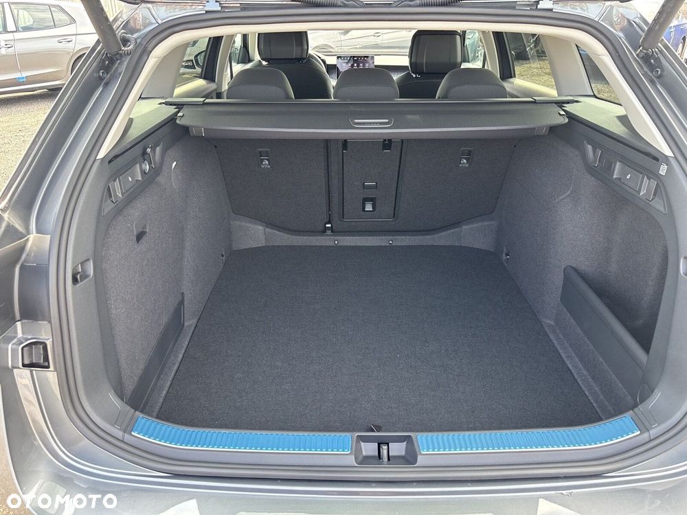 Skoda Superb 2.0 TSI Drive DSG - 21