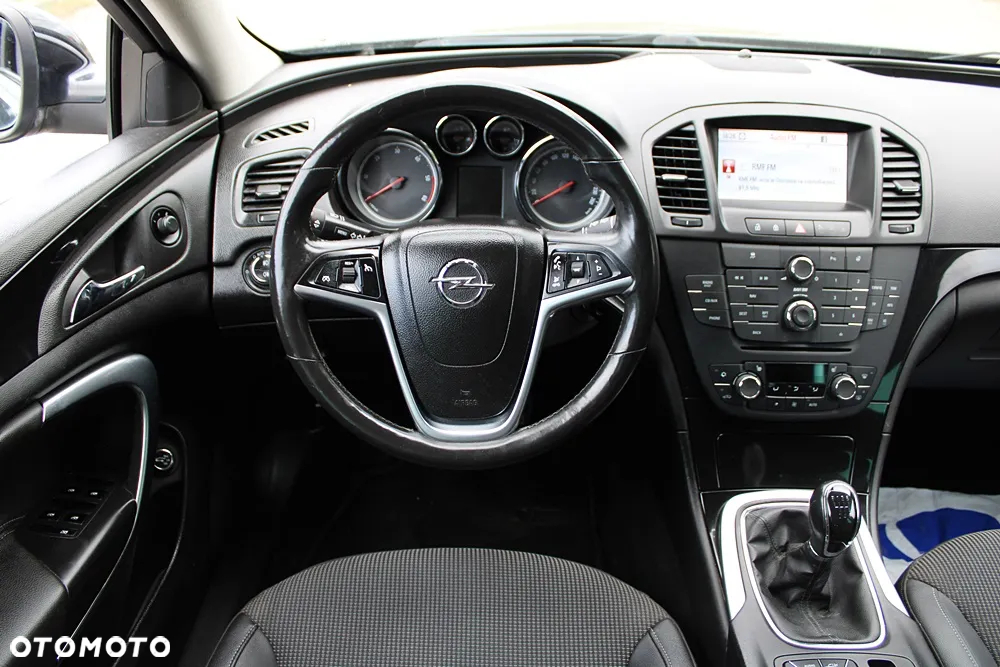 Opel Insignia - 18