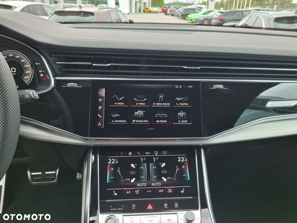 Audi Q8 - 34