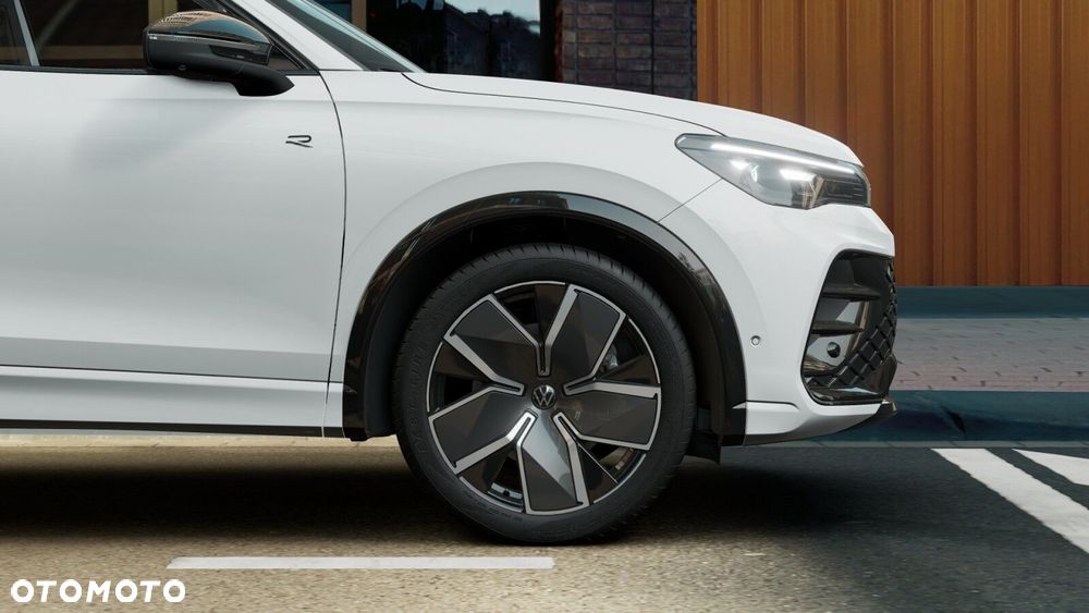 Volkswagen Tiguan - 8