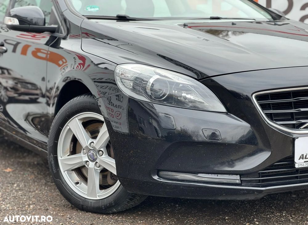 Volvo V40 D3 - 12