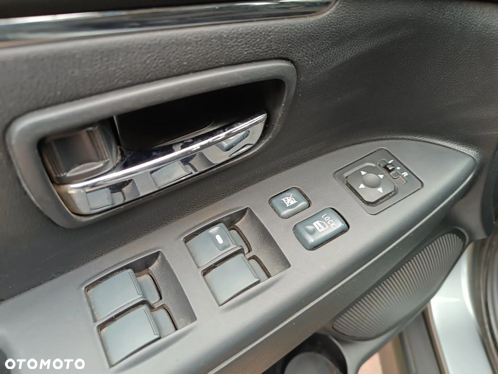 Mitsubishi ASX 1.8 DID Intense 4WD - 28