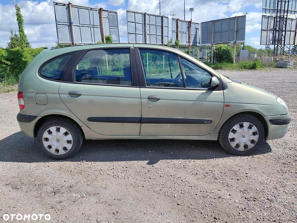 Renault Scenic 1.9 dCi EXpression - 7