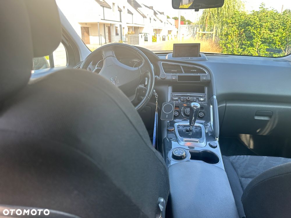 Peugeot 3008 - 15