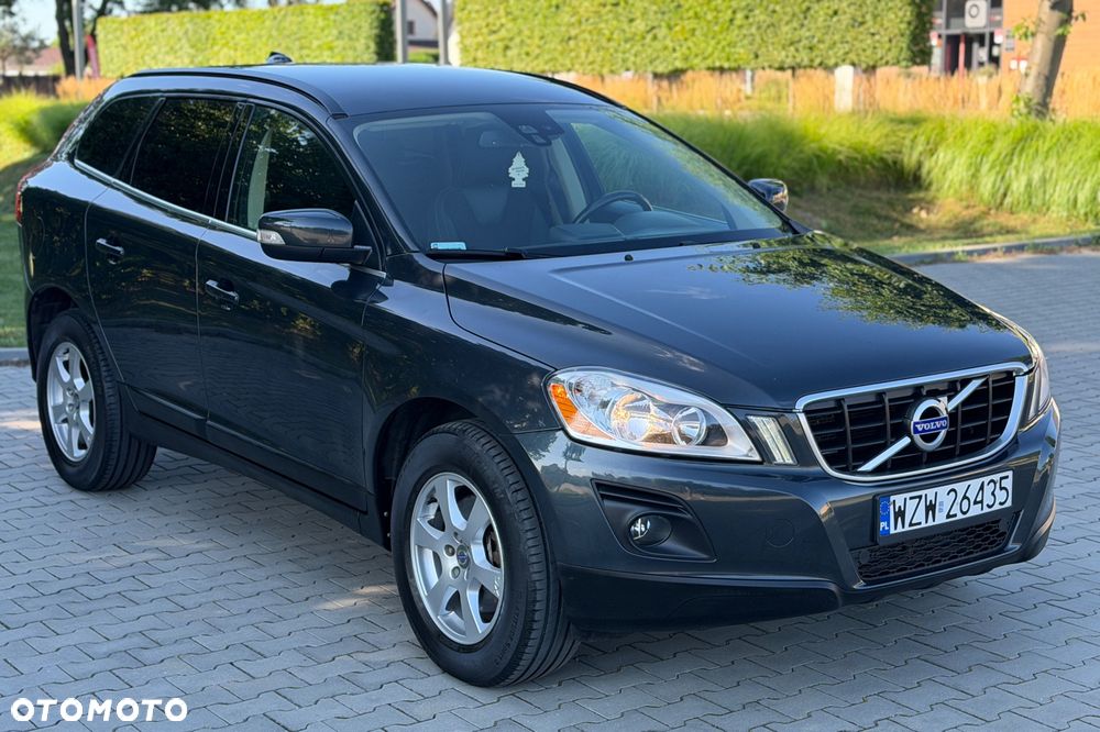 Volvo XC 60 D5 AWD Momentum - 7