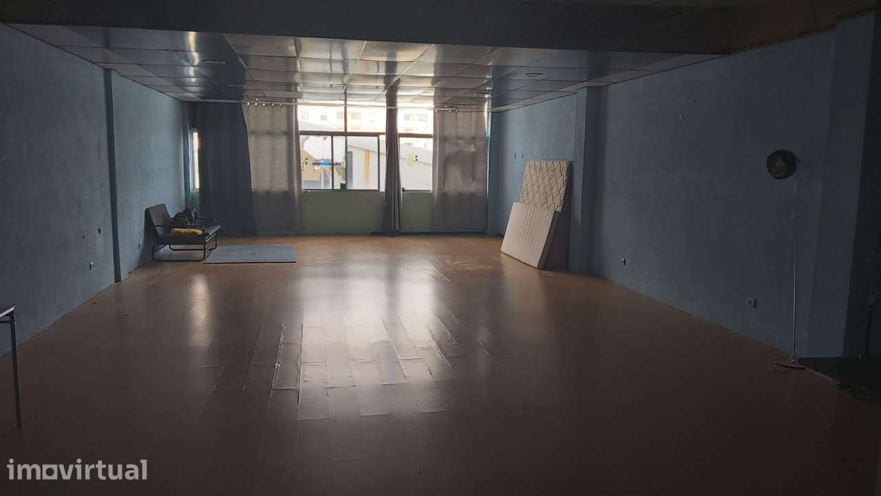 Escritório na rua Afonso cordeiro ,679 Matosinhos - Grande imagem: 4/9