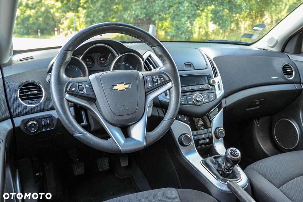 Chevrolet Cruze - 9