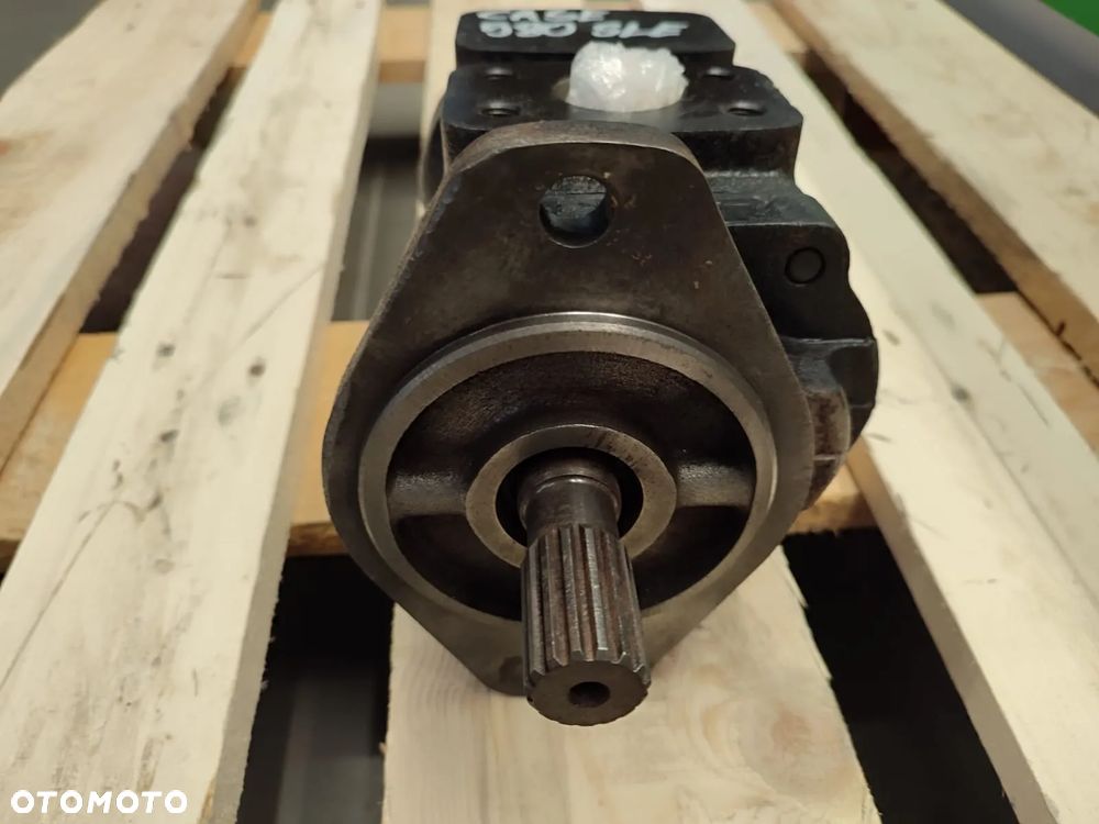 Pompa hydrauliczna 6102161M91 Parker Case 580 SLE - 5